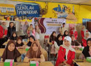 Mahasiswa Fakultas Kesehatan Masyarakat (FKM) Universitas Hasanuddin menggelar Program Bina Desa Batch I Tahun 2025 di UPT SPF SD Inpres Bira 1, Kelurahan Parangloe, Kecamatan Tamalanrea, Kota Makassar, Sabtu (26/4/2025).