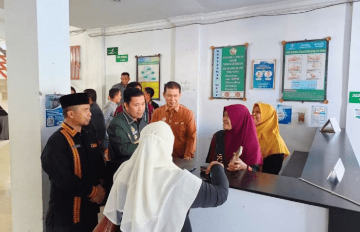 Bupati Aceh Tengah berkantor di rumah sakit pastikan layanan kesehatan