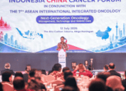 Menteri Kesehatan Budi Gunadi Sadikin saat membuka Indonesia-China Cancer Forum (ICCF) 2026 di Jakarta, Minggu (12/7/2026).