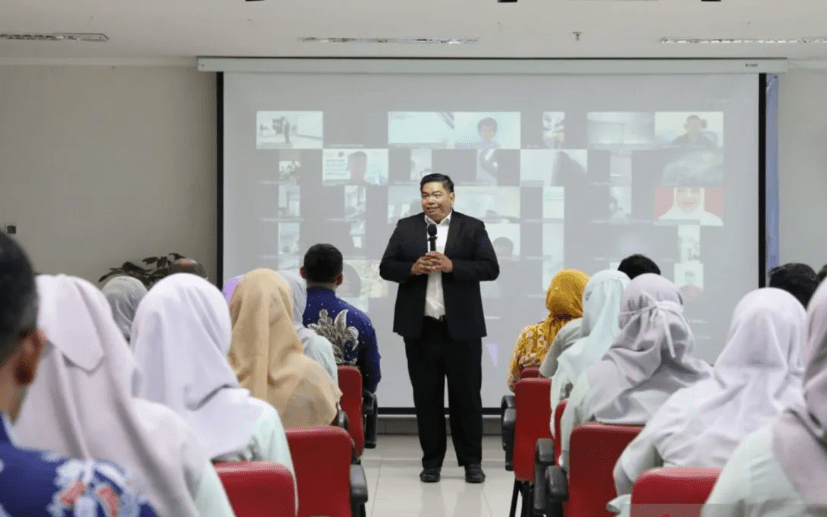 Ketua Komisi Informasi (KI) Provinsi DKI Jakarta Harry Ara Hutabarat di RSUD Tarakan Jakarta, Kamis (9/7/2026).