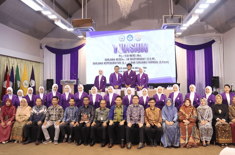 STIKES Harapan Ibu Jambi Yudisium 294 Mahasiswa